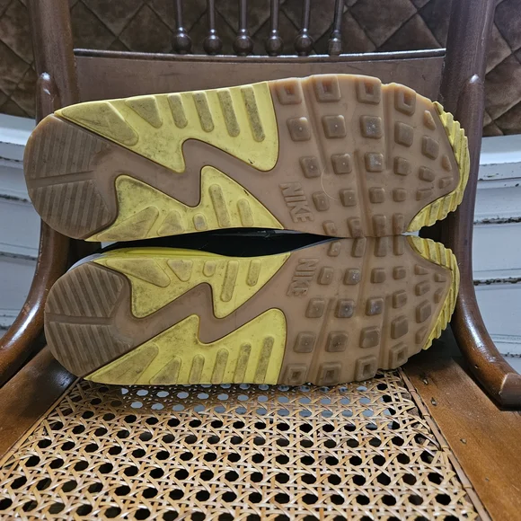 Nike Air Max 90 Yellow Black Go The Extra Smile Sneakers Sz 9 Rare - Picture 7 of 7